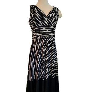 Donna Morgan Black and White Dress. 6.